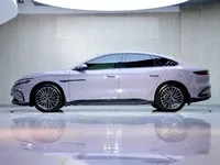 BYD Han 2025 (12400 км)