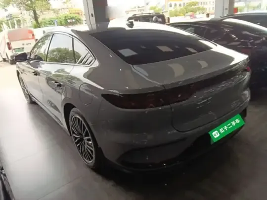 BYD Han 2025 (12400 км)