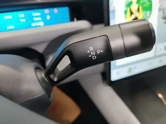 Lynk & Co Z10 2025 (12800 км)