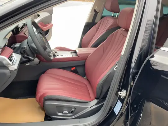 Hongqi H5 2025 (8800 км)