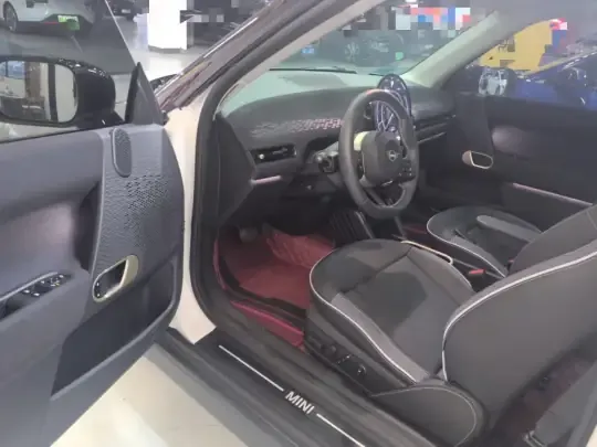 MINI Electric COOPER 2024 (11300 км)