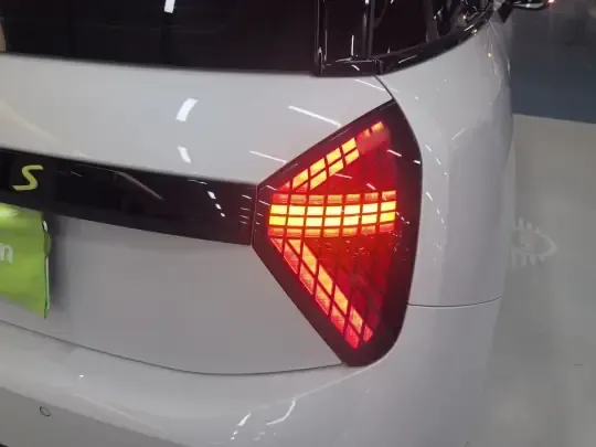 MINI Electric COOPER 2024 (11300 км)