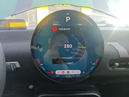 MINI Electric COOPER 2024 (5600 км)