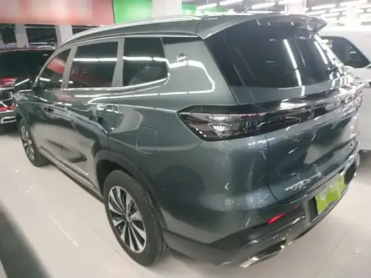 Chery Tiggo 8 PLUS 2025 (23300 км)