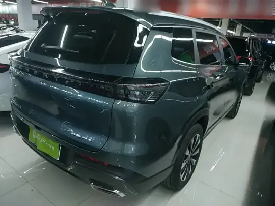 Chery Tiggo 8 PLUS 2025 (23300 км)