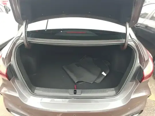 MG 5 2025 (5300 км)