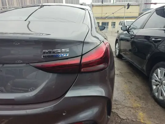 MG 5 2025 (5300 км)