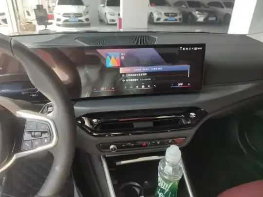 BMW i3 2025 (10600 км)