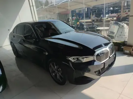 BMW i3 2025 (10600 км)