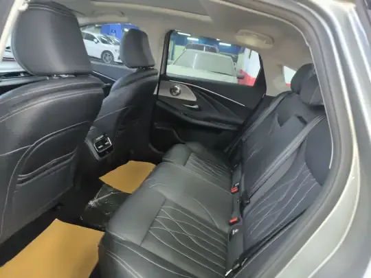 Chery Arrizo 8 2024 (13300 км)