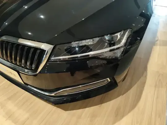 Skoda Superb 2025 (100 км)