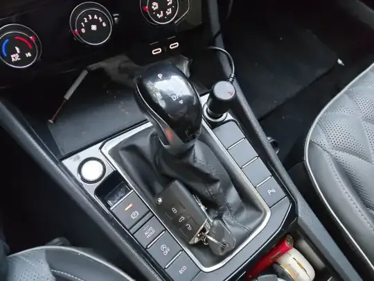 Volkswagen Sagitar 2025 (13200 км)