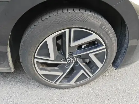 Volkswagen Sagitar 2025 (13200 км)