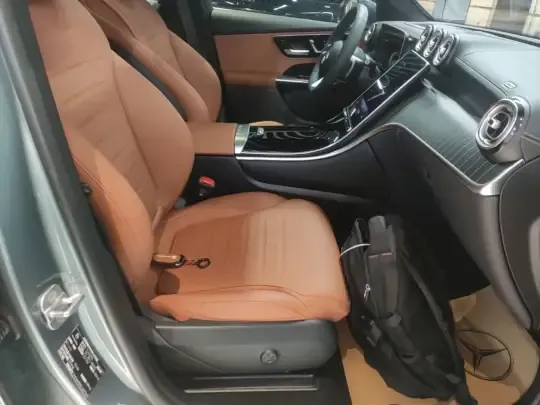 Mercedes-Benz GLC 2025 (14200 км)