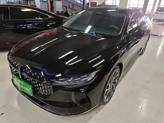 Lincoln Z 2025 (11900 км)