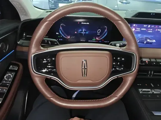 Lincoln Z 2025 (11900 км)