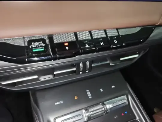 Lincoln Z 2025 (11900 км)
