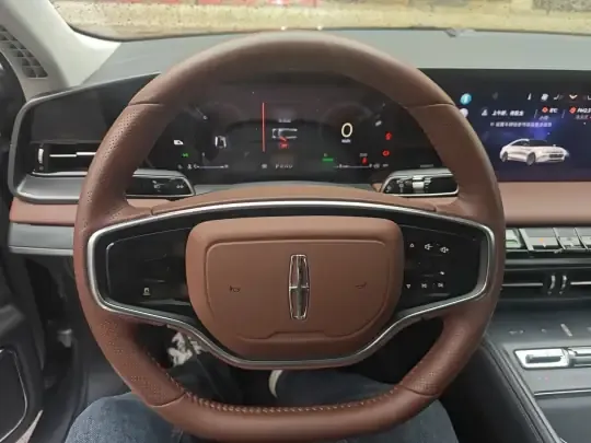 Lincoln Z 2025 (4400 км)