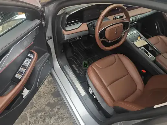 Lincoln Z 2025 (4400 км)
