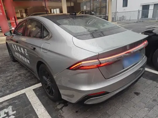 Lincoln Z 2025 (4400 км)