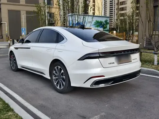 Lincoln Z 2025 (6700 км)