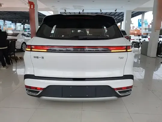 Bestune T90 2025 (900 км)