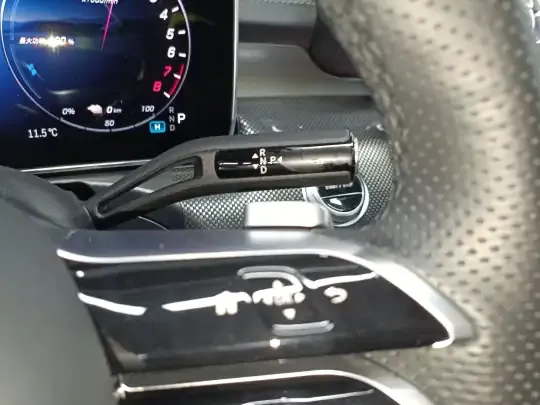 Mercedes-Benz C-Class New Energy 2025 (9800 км)
