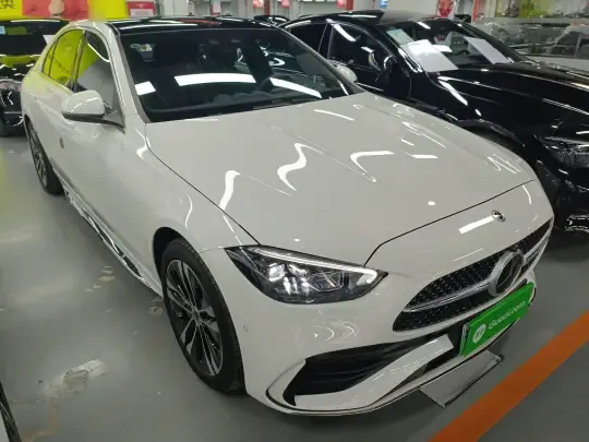 Mercedes-Benz C-Class New Energy 2025 (9800 км)