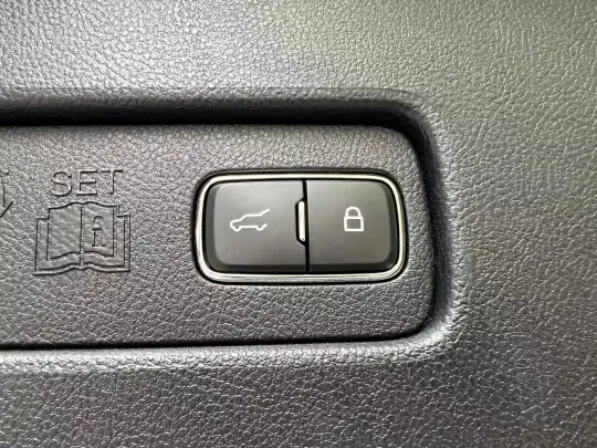 Lincoln Aviator 2024 (8300 км)