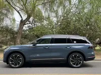 Lincoln Aviator 2024 (8300 км)