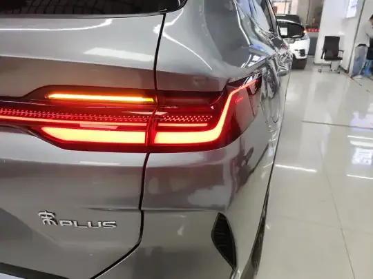 BYD Song PLUS New Energy 2025 (27400 км)