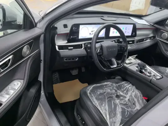 Chery Tiggo 8 PRO New Energy 2024 (300 км)