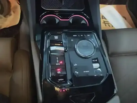BMW 5 Series 2024 (8000 км)