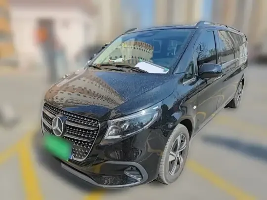 Mercedes-Benz Vito 2024 (18400 км)