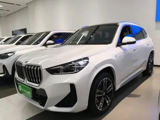 BMW X1 2024 (8100 км)