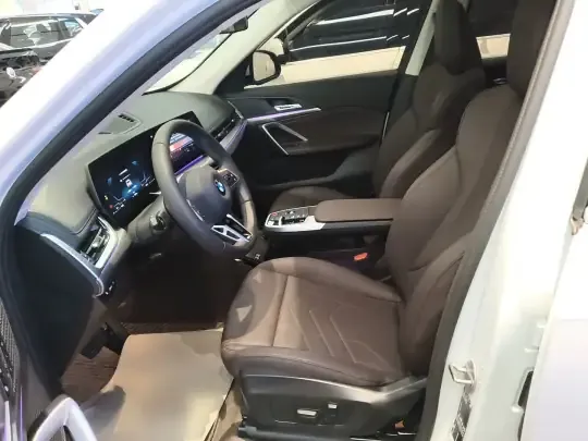 BMW X1 2024 (8100 км)