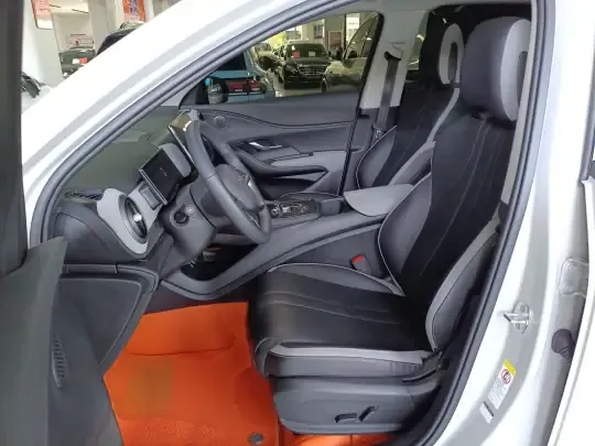 BYD Sealion 05 DM-i 2025 (15300 км)