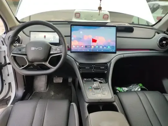 BYD Sealion 05 DM-i 2025 (12300 км)