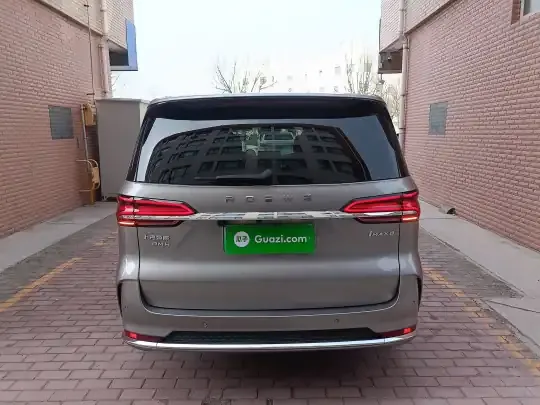 Roewe iMAX8 New Energy 2025 (1800 км)