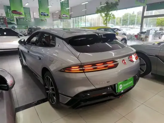 Denza Z9GT 2024 (7200 км)
