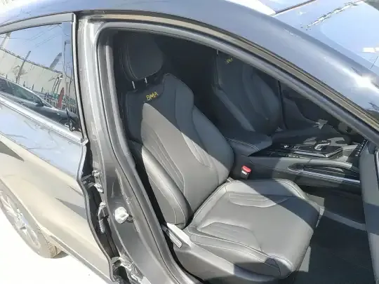 Geely Auto Coolray 2025 (1800 км)