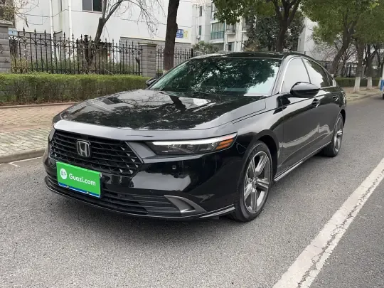 Honda Accord 2025 (19000 км)