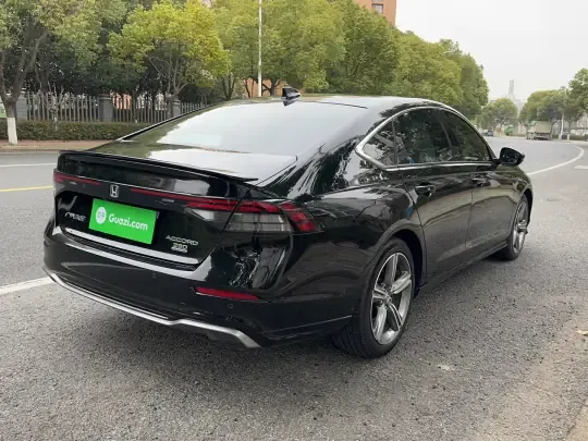 Honda Accord 2025 (19000 км)