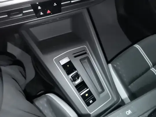 Volkswagen Golf 2025 (3300 км)