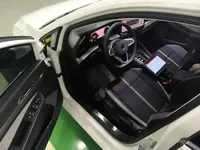 Volkswagen Golf 2025 (3300 км)