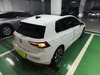 Volkswagen Golf 2025 (3300 км)