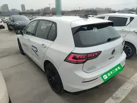 Volkswagen Golf 2025 (6100 км)