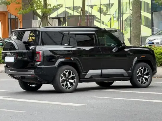 Formula Leopard 8 2025 (62000 км)