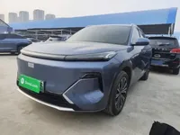 Geely Galaxy Xingjian 7 EM-i 2025 (20700 км)