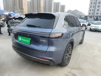 Geely Galaxy Xingjian 7 EM-i 2025 (20700 км)